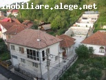De Vanzare Vila cu piscina Curtea de Arges
