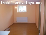 Particular vand apartament 2 camere la casa in Brasov