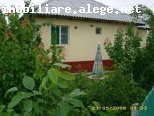 Vanzare casa Valu lui Traian, 3 camere,suprafata utila 70 mp, suprafata totala 250 mp.
